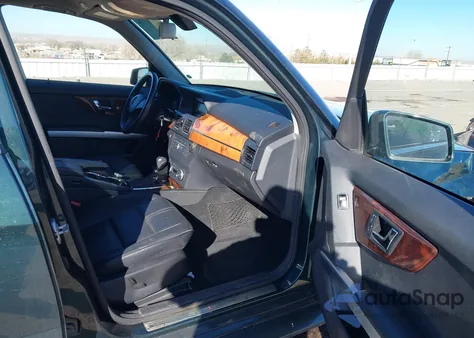 2010 Mercedes-Benz Glk 350 4Matic z USA, uszkodzony, nr VIN WDCGG8HB0AF392839